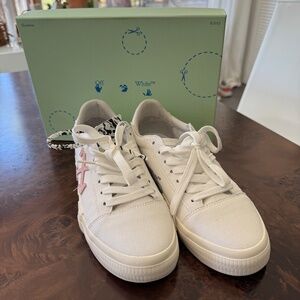 Off-White New Vulcanized Low Top Sneaker